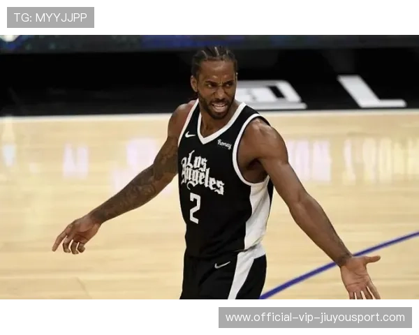 东契奇远投飞入篮筐，独行侠继续扩大差距